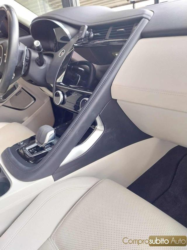 JAGUAR E-Pace 2.0D I4 163 CV SE