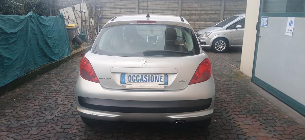 Peugeot 207 1.6 HDi neopatentati