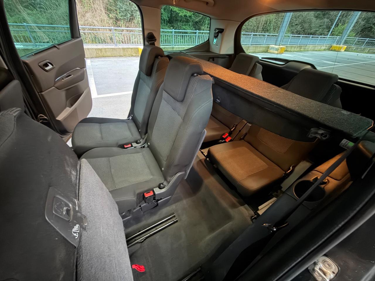 Peugeot 5008 2.0 HDi 150CV euro5 - 2010 7 posti