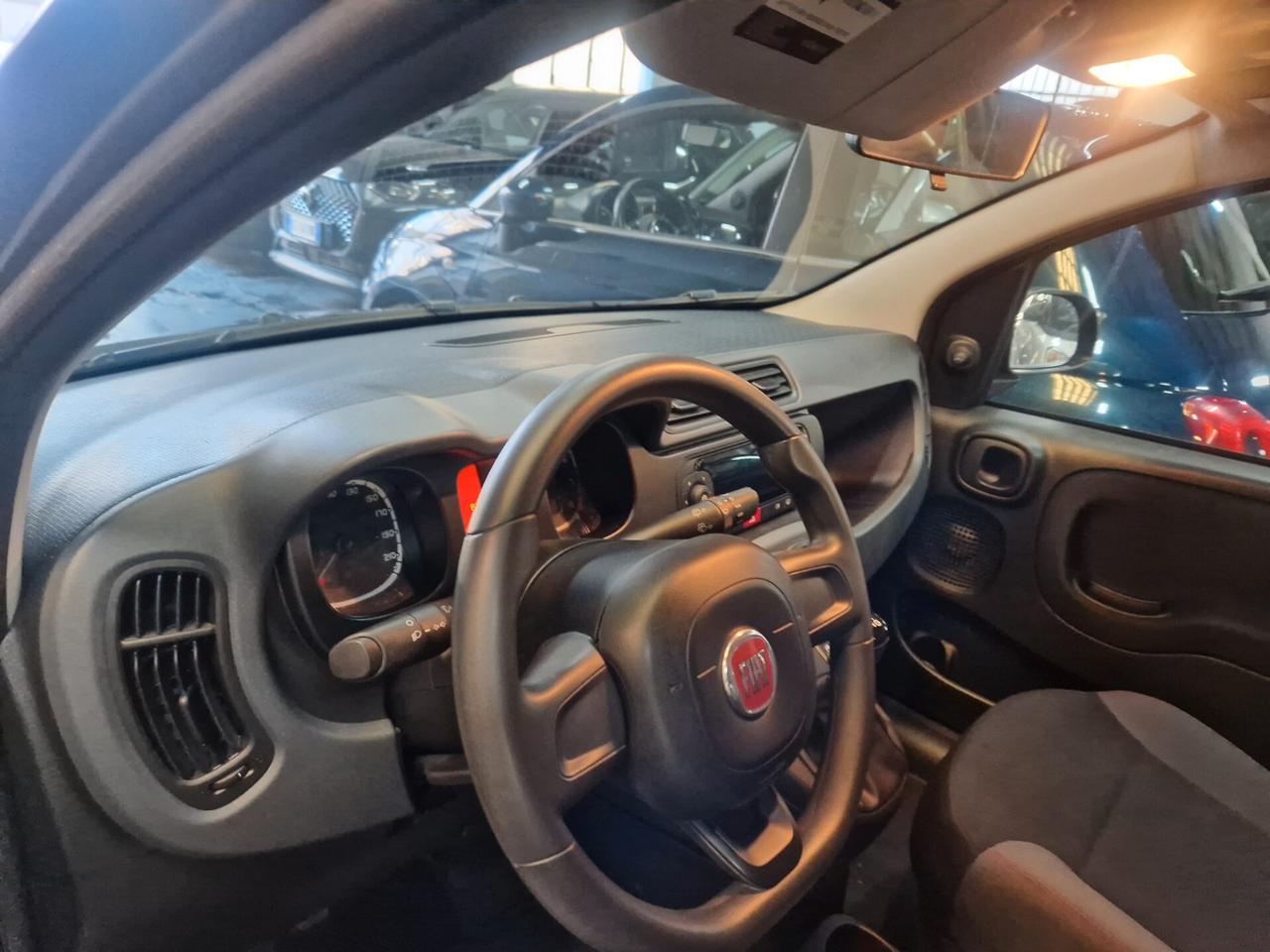 Panda Easy hybrid solo 9600km prezzo reale pronta consegna