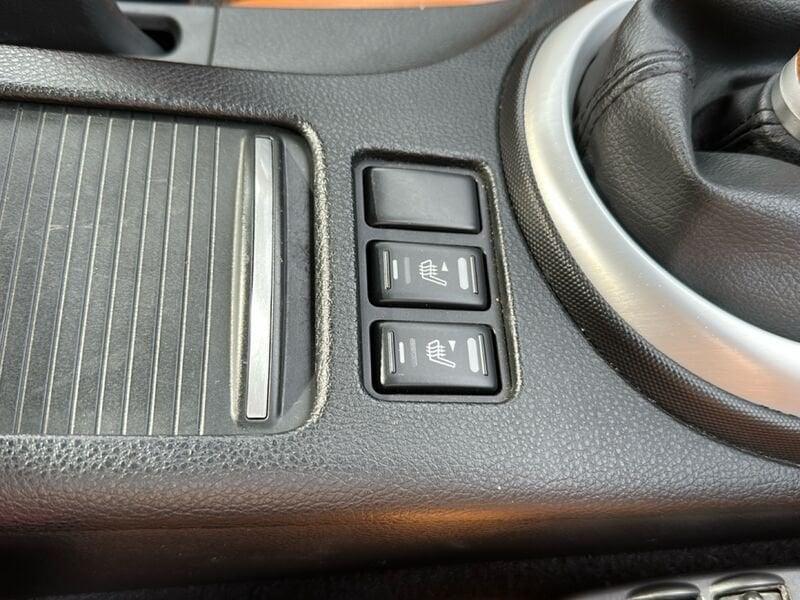 Nissan 350Z 350 z roadster lev 2