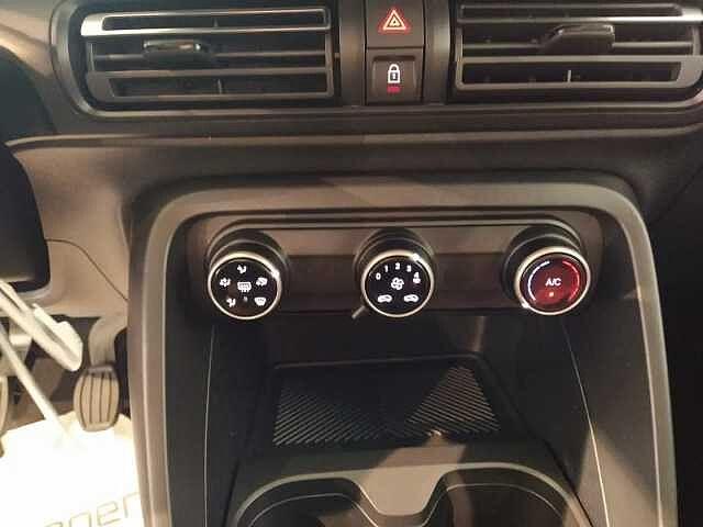 Citroen C3 Nuova C3 1.2 TurboBenzina 100cv PLUS KM ZERO