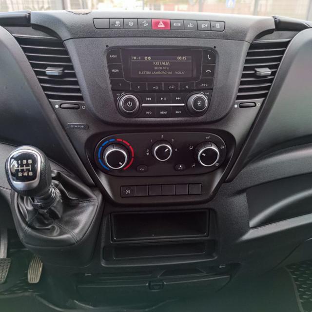 IVECO DAILY 35C14 BOX CON SPONDA 3 POSTI - 2022