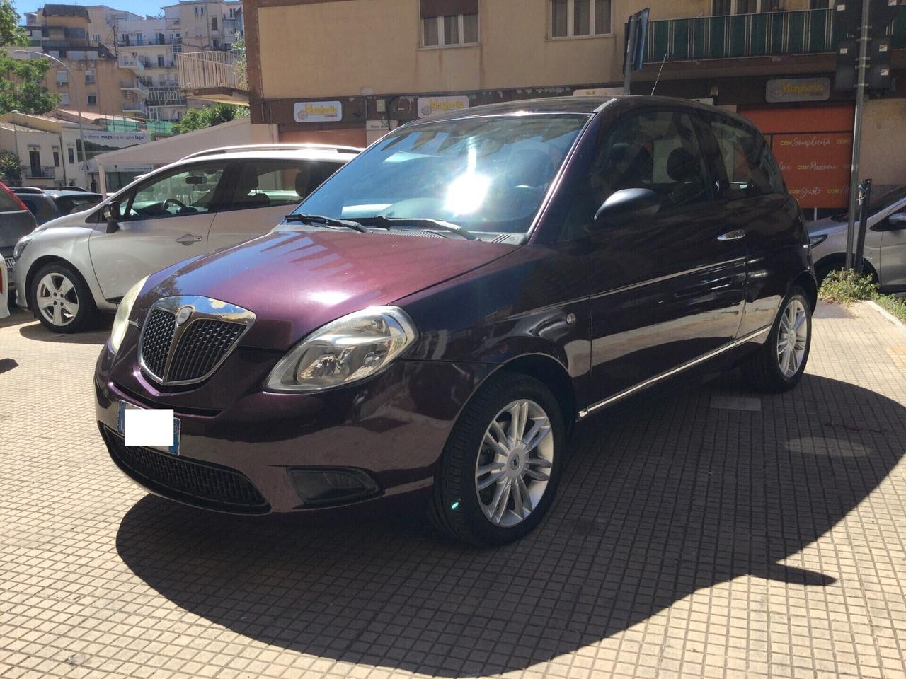 Lancia Ypsilon 1.3 MJT 75 CV Moda Milano