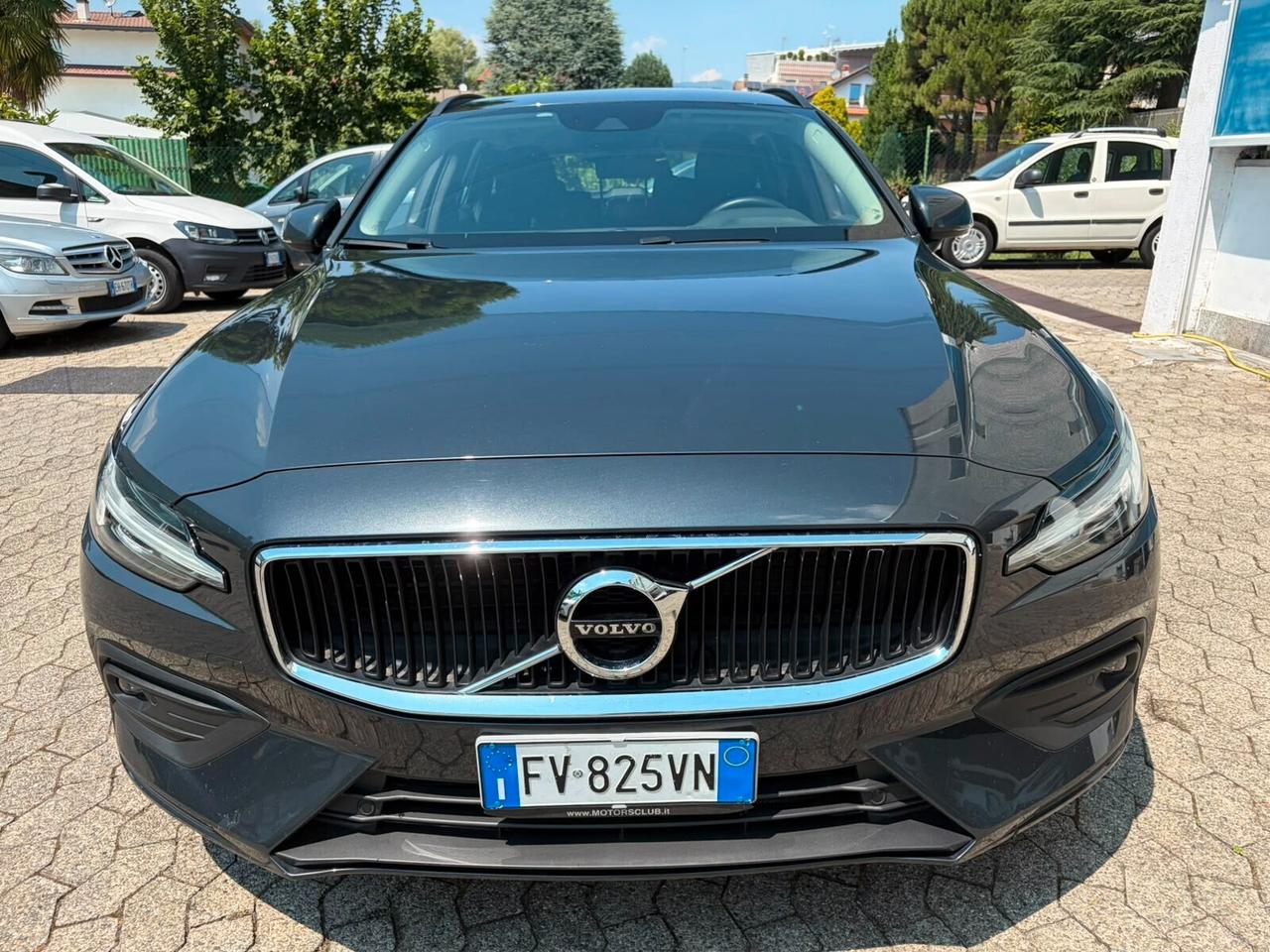 Volvo V60 D3 Business Plus*EURO6*NAVI*CERCHI