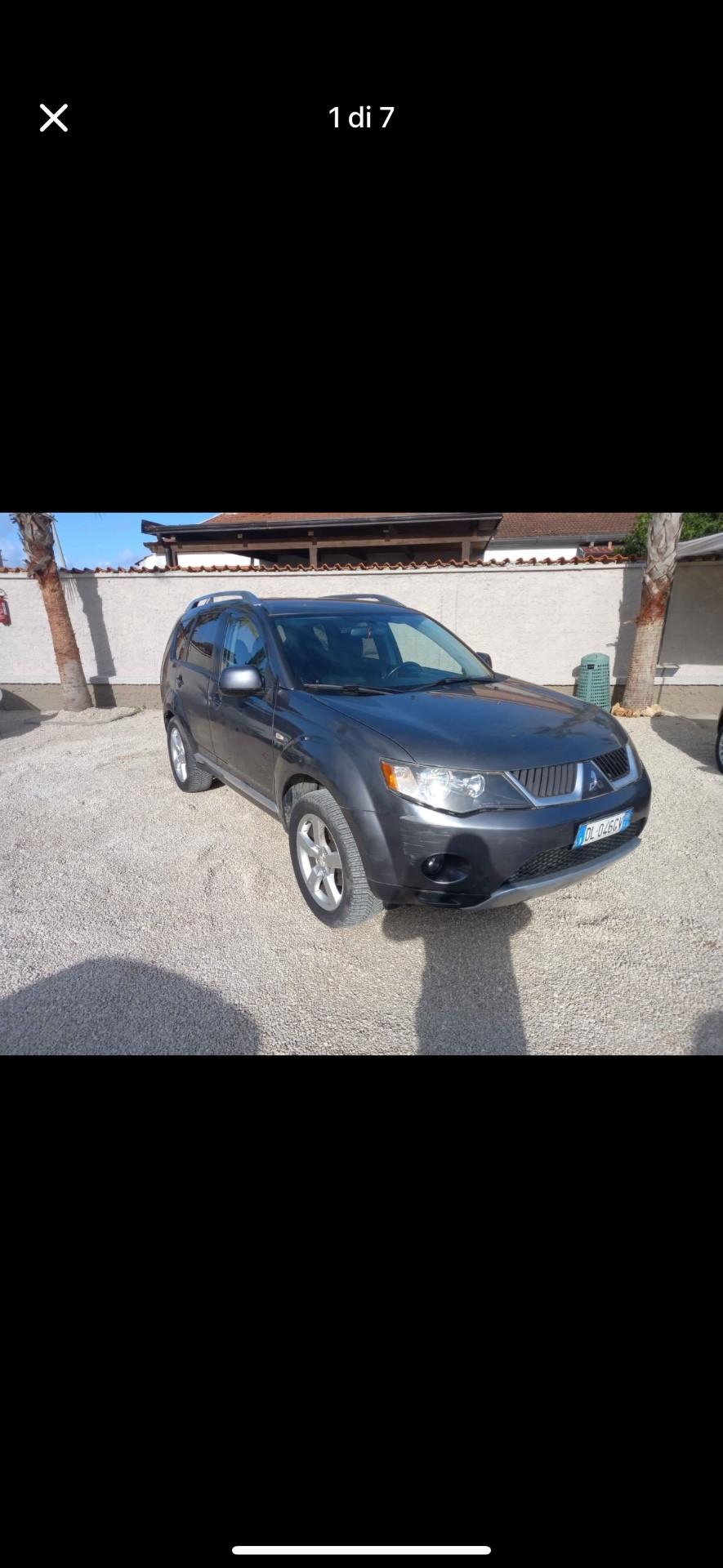 Mitsubishi Outlander 2.0 DI-D Instyle 7 p.ti DPF