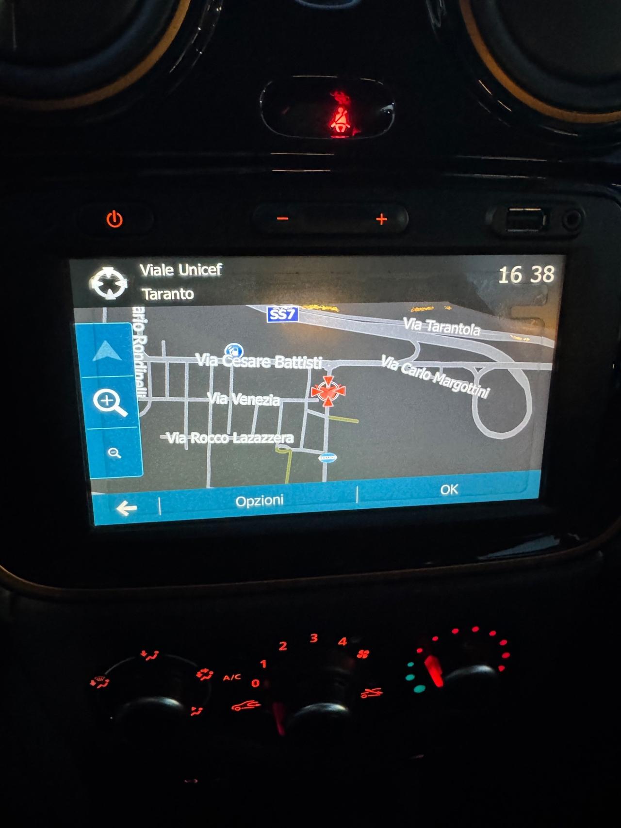 Dacia Dokker 1.5 dCi 8V 90CV Start&Stop Serie Speciale Wow Stepway