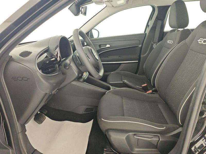FIAT 600 Hybrid 110 CV DCT MHEV