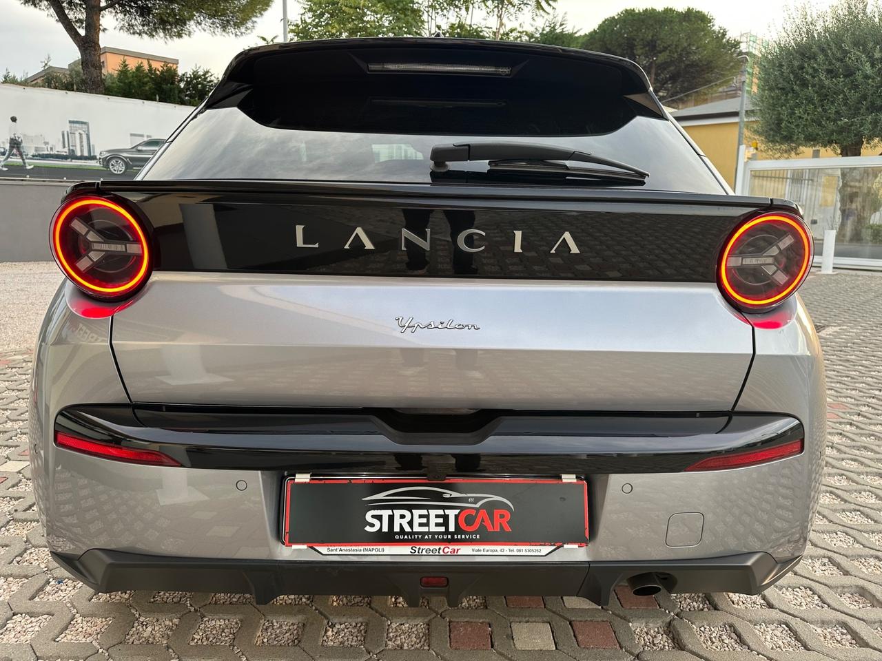 Lancia Ypsilon Hybrid e-DCT LX