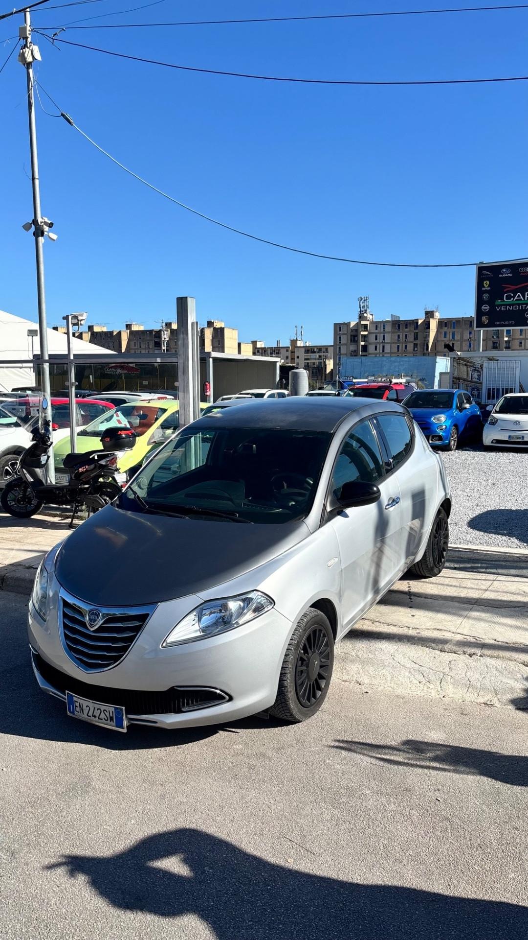 Lancia Ypsilon 1.3 MJT 16V 95 CV 5 porte S&S Platinum