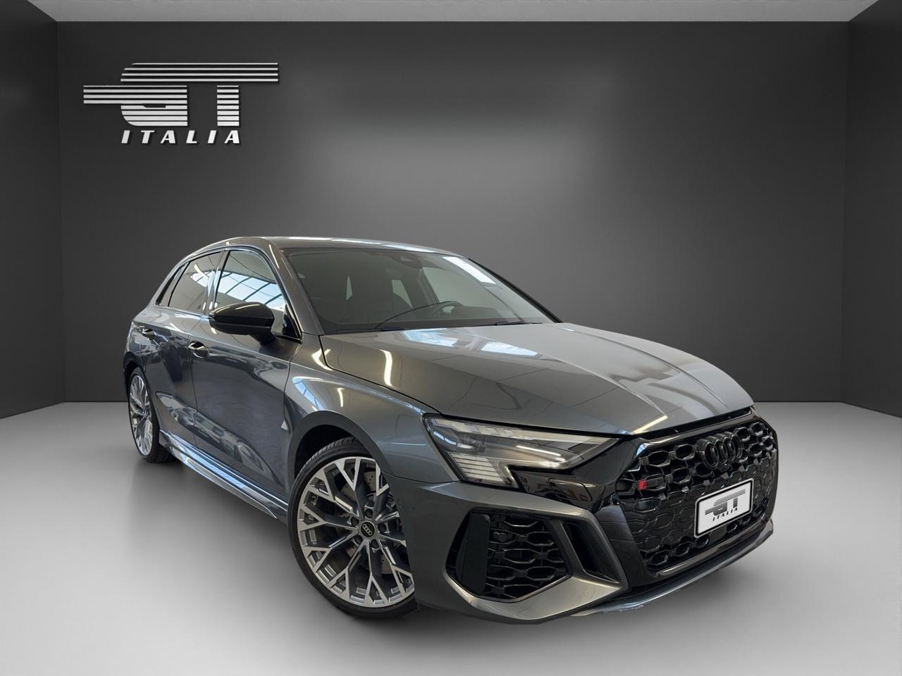 Audi RS3 Sportback TFSI quattro S Tronic