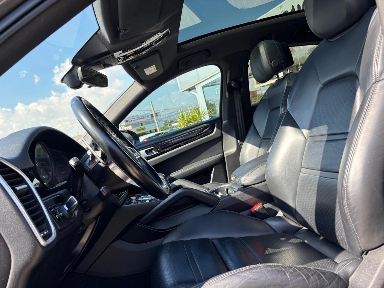 porsche cayenne coupè NOLEGGIO NO SCORING