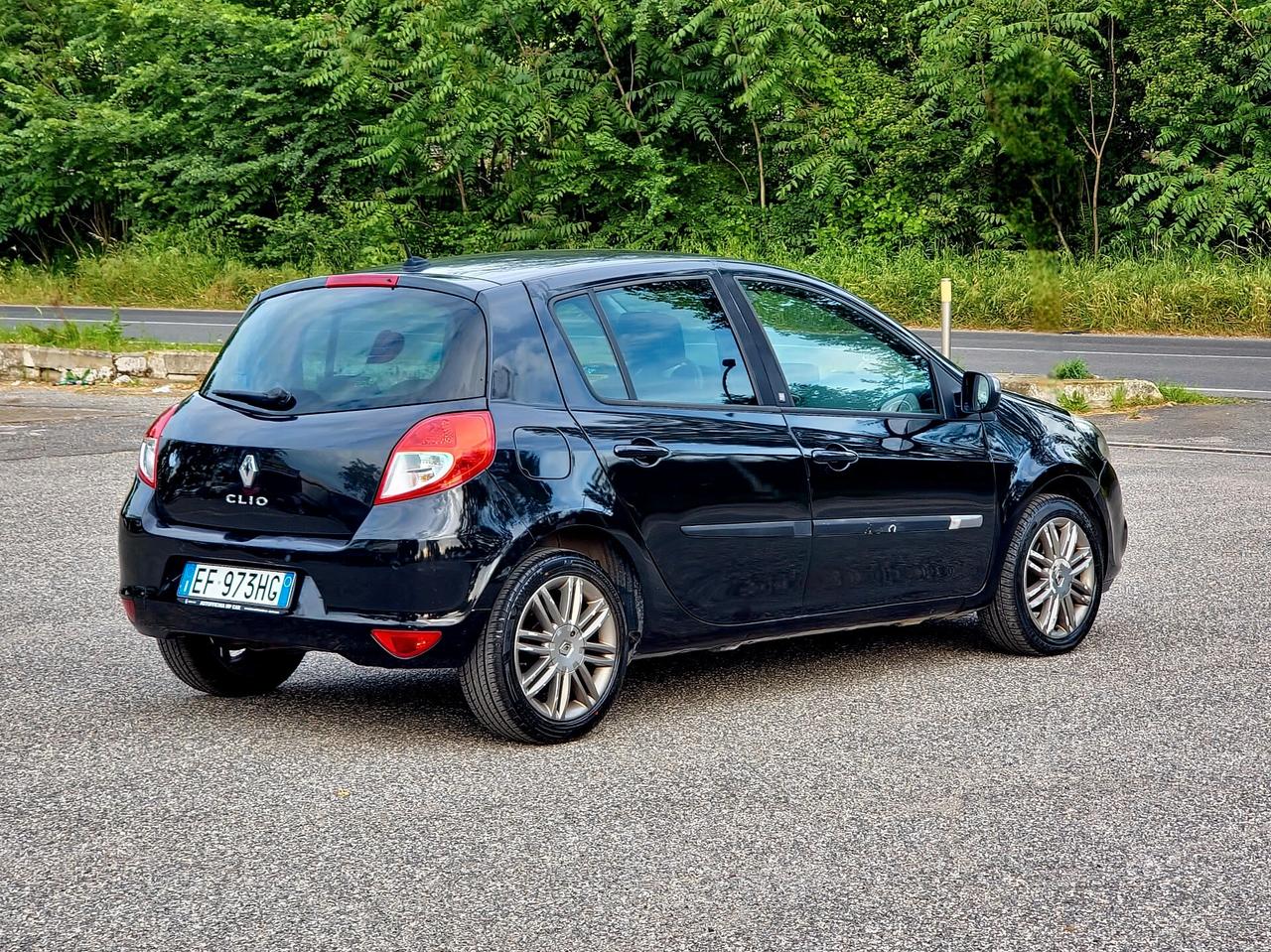 Renault Clio 1.5 dCi 75CV 5 porte Dynamique 2010-E5 Manuale NEO