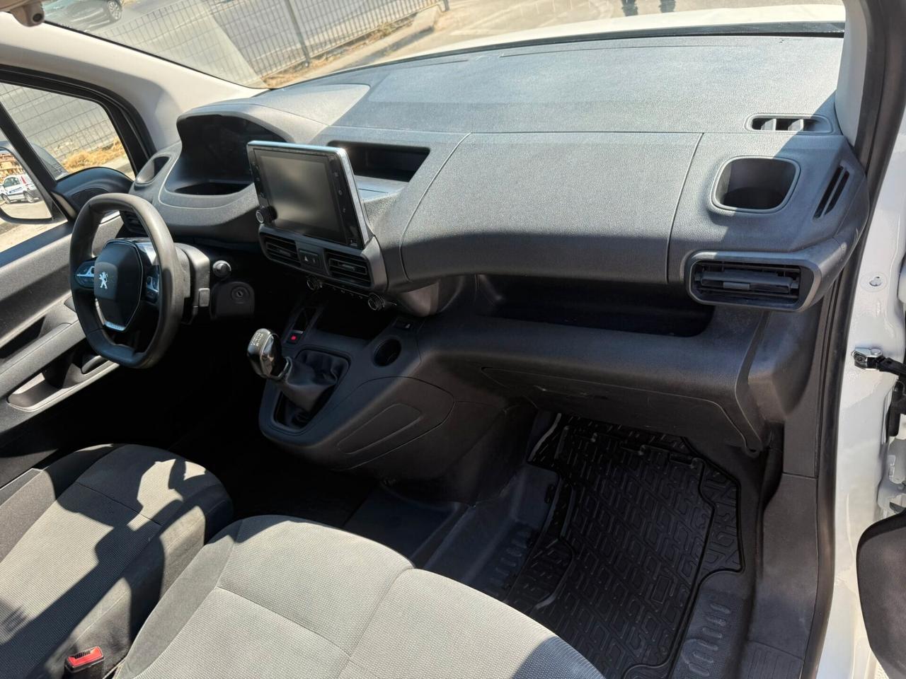 Peugeot Partner furgone euro 6b