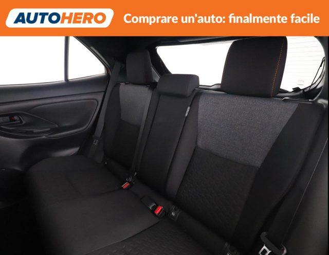 TOYOTA Yaris Cross 1.5 Hybrid 5p. E-CVT AWD-i Orange Edition