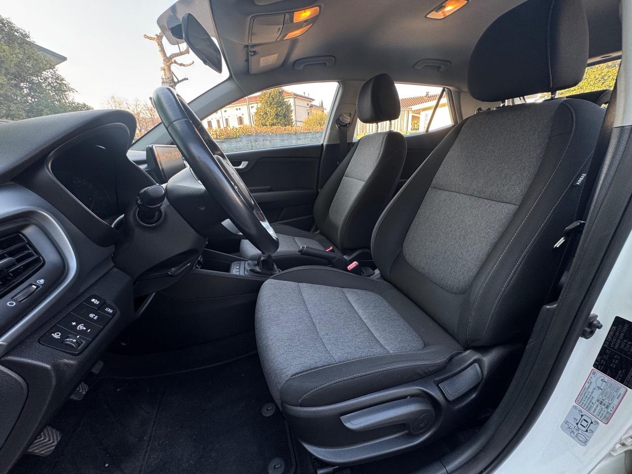 Kia Stonic 1.2 Benzina 85CV 42000KM!!!!