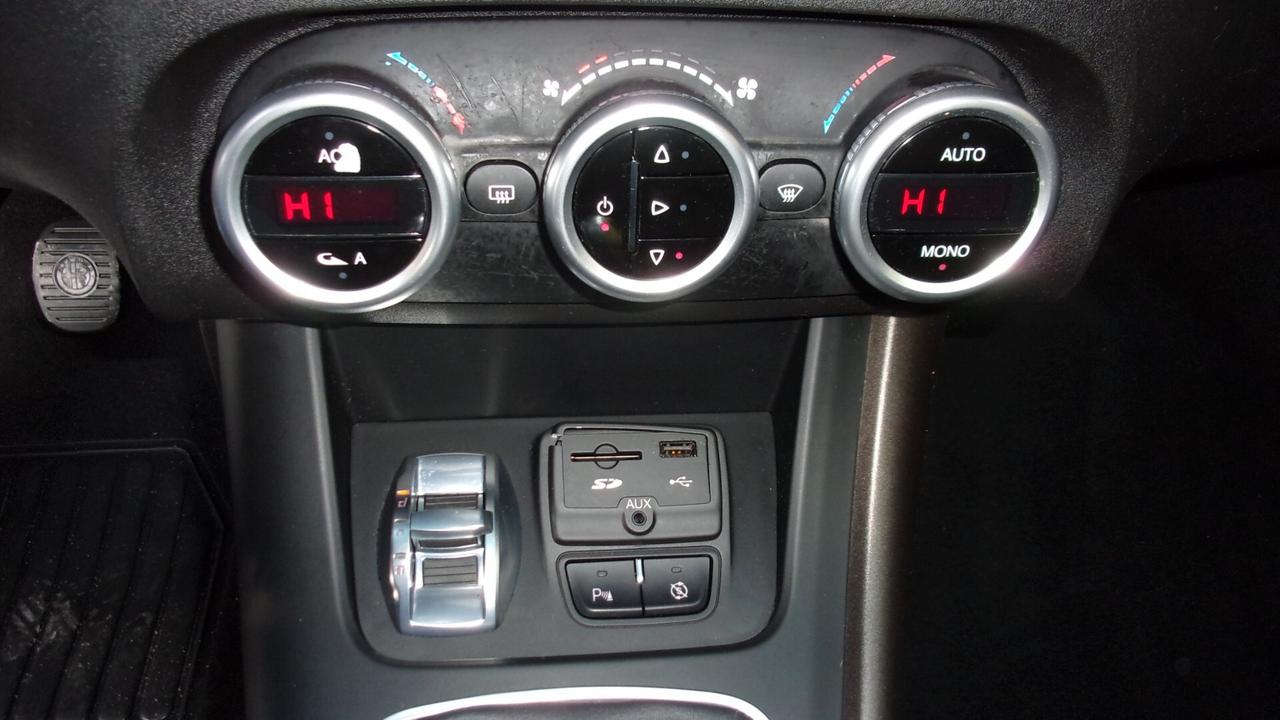 Alfa Romeo Giulietta 1.6 JTDm-2 120 CV Distinctive