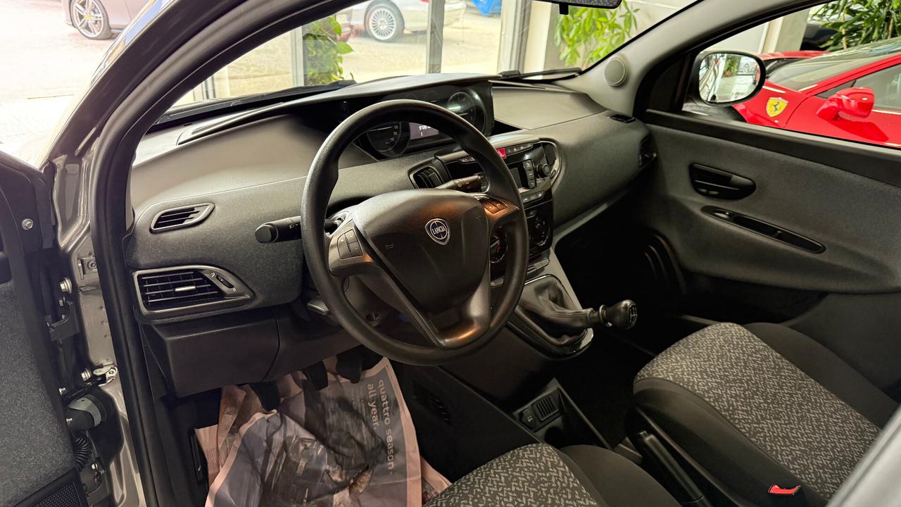 Lancia Ypsilon 1.2 69 CV 5 porte GPL