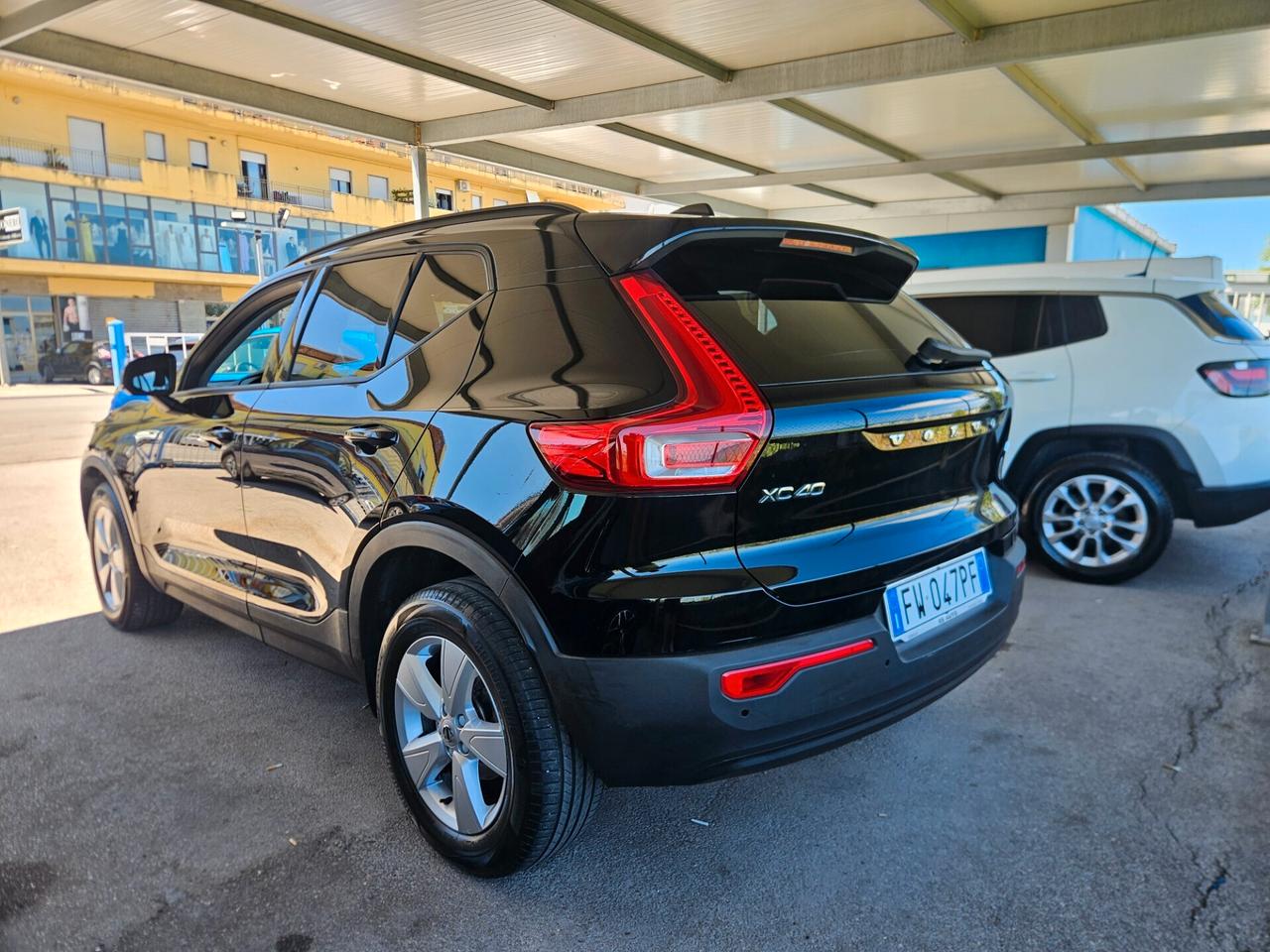 Volvo XC40 D3 Momentum My21 150cv