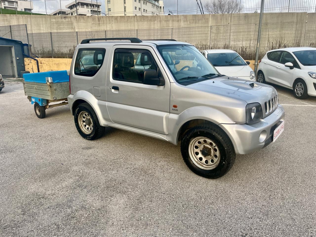 Suzuki Jimny 1.5 DDiS 4X4 2 MODELLI DISPONIBILI