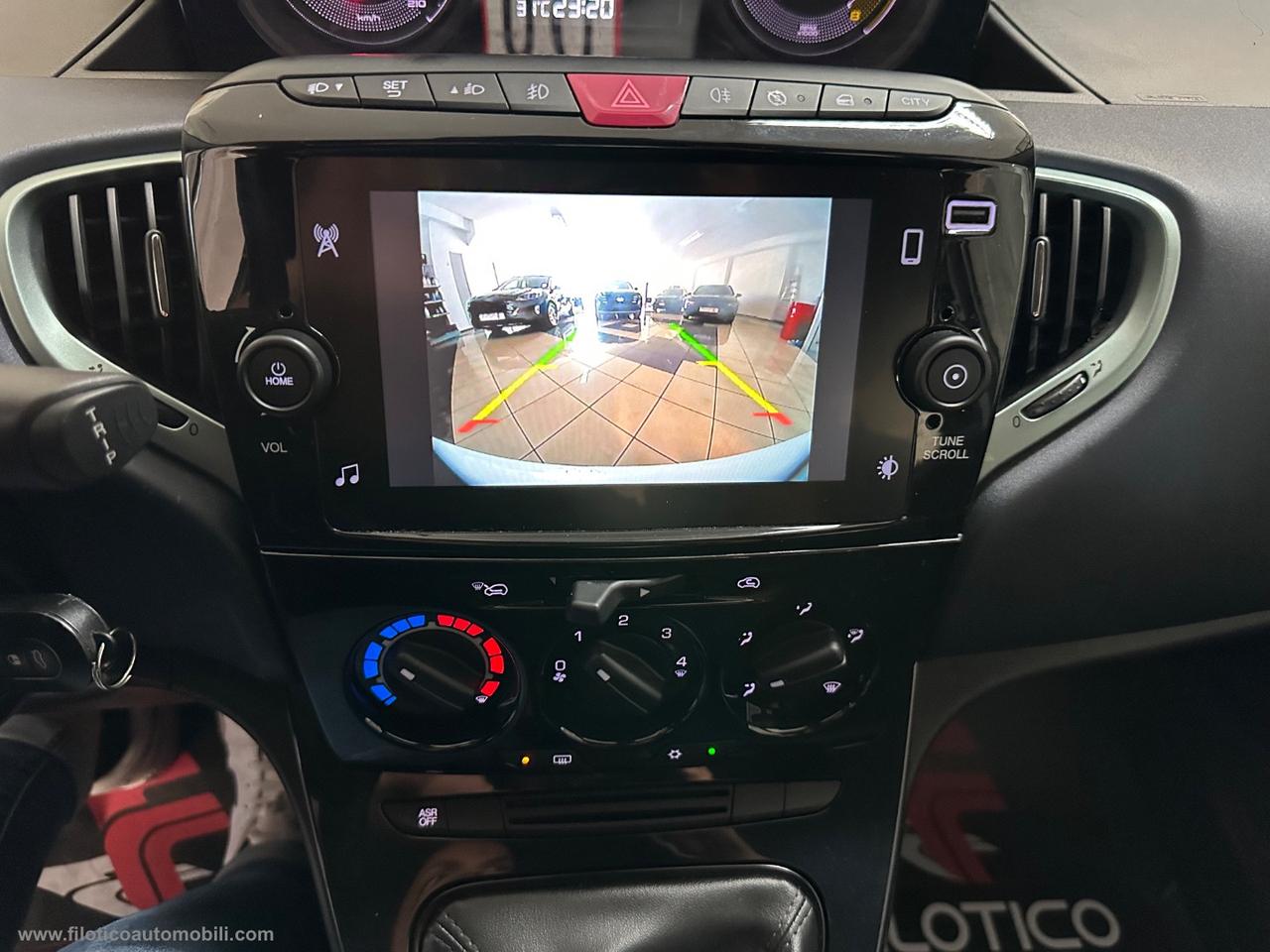 LANCIA Ypsilon 1.0 FireFly 5p.S&S Hybryd Gold TELECAMERA - MODELLO 2023