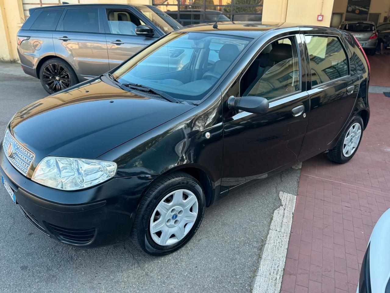 Fiat Punto Anno 2010 1.2 5 porte Active GPL