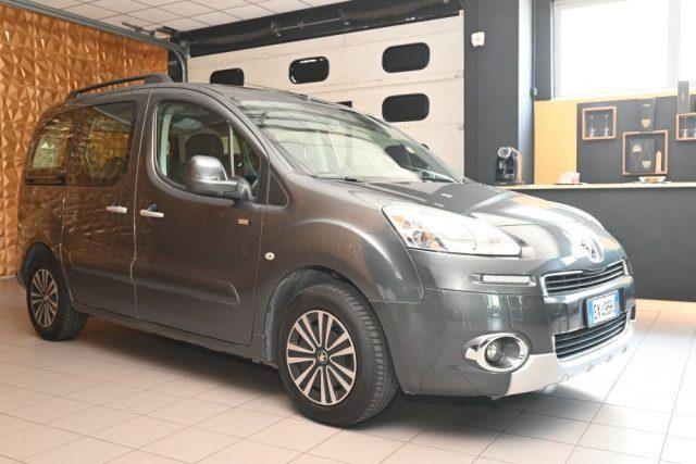 PEUGEOT Partner TEPEE 1.6 HDI 92CV STYLE TETTO ISOFIX 5POSTI NUOVO