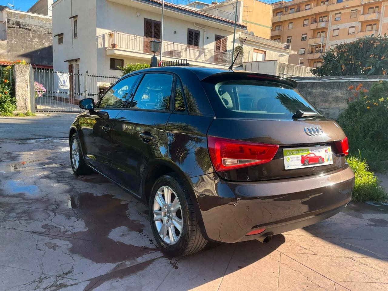 AUDI A1 1.6 TDI 105CV AMBITION 2015 BI-XENON