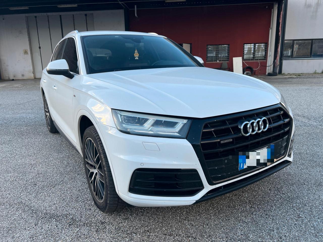 Audi SQ5 40 2.0TDI 190 CV quattro S tronic Restyling Sport