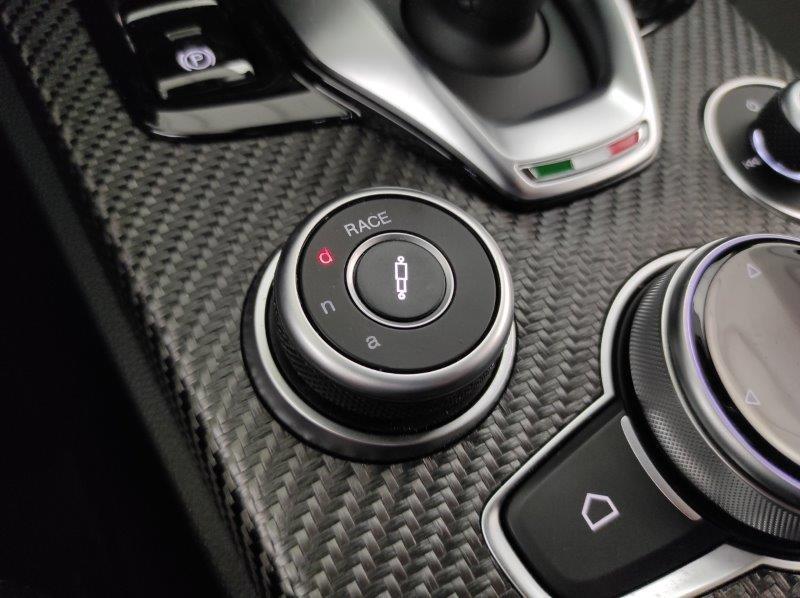 ALFA ROMEO Stelvio - Stelvio 2.9 Bi-Turbo V6 520 CV AT8 Q4 Quadrifoglio