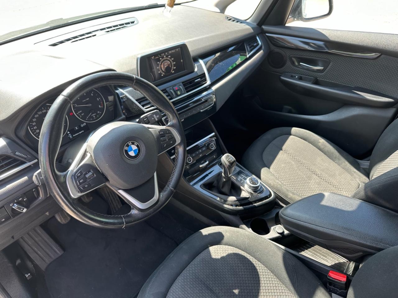 Bmw 218 218d active tourer Advantage m15