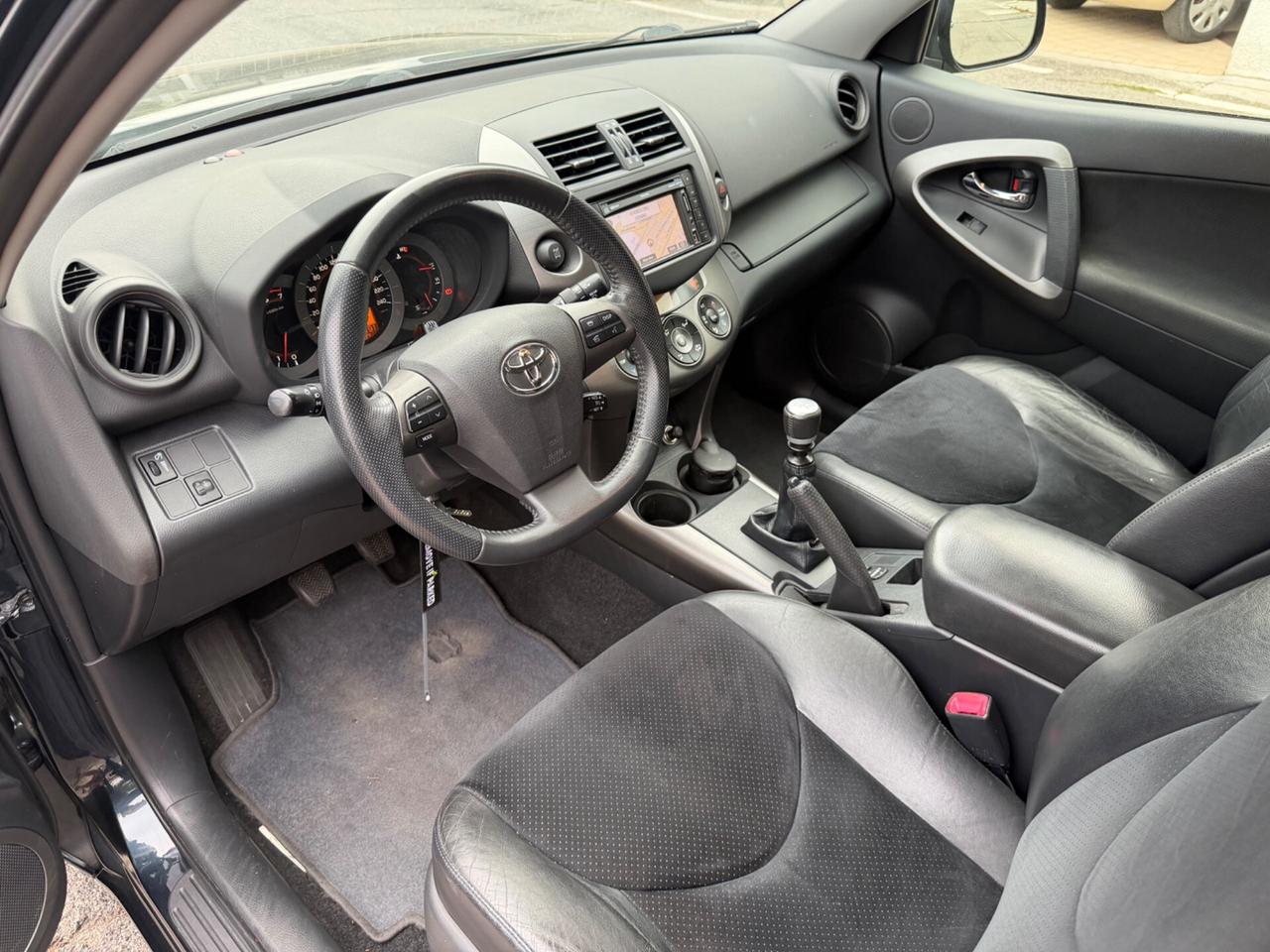 Toyota RAV 4 RAV4 Crossover 2.2 D-Cat 177 CV Executive