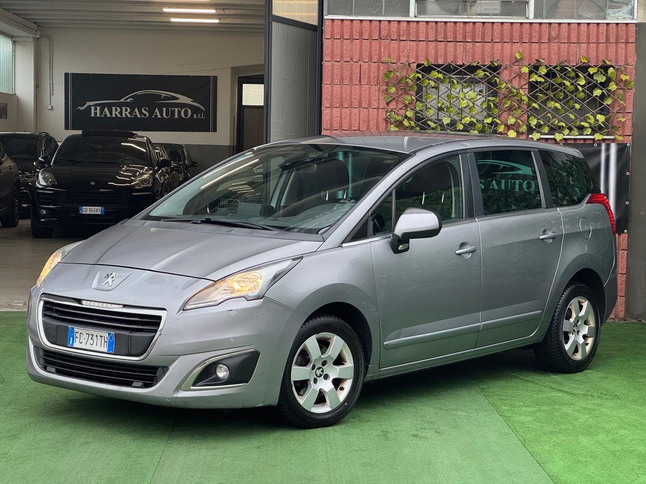 Peugeot 5008 BlueHDi 120 S&S Allure