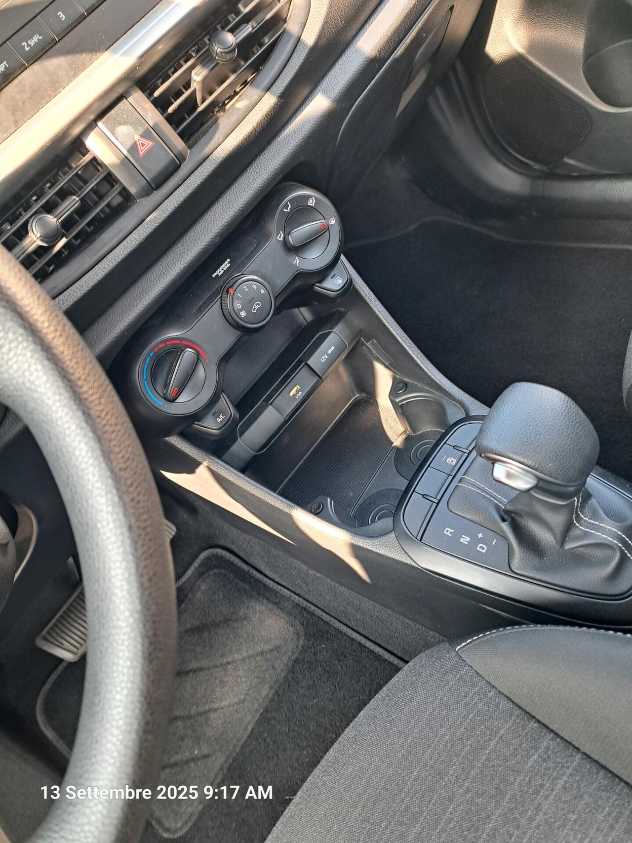 Kia Picanto 1.0 12V 5 porte automatica Urban