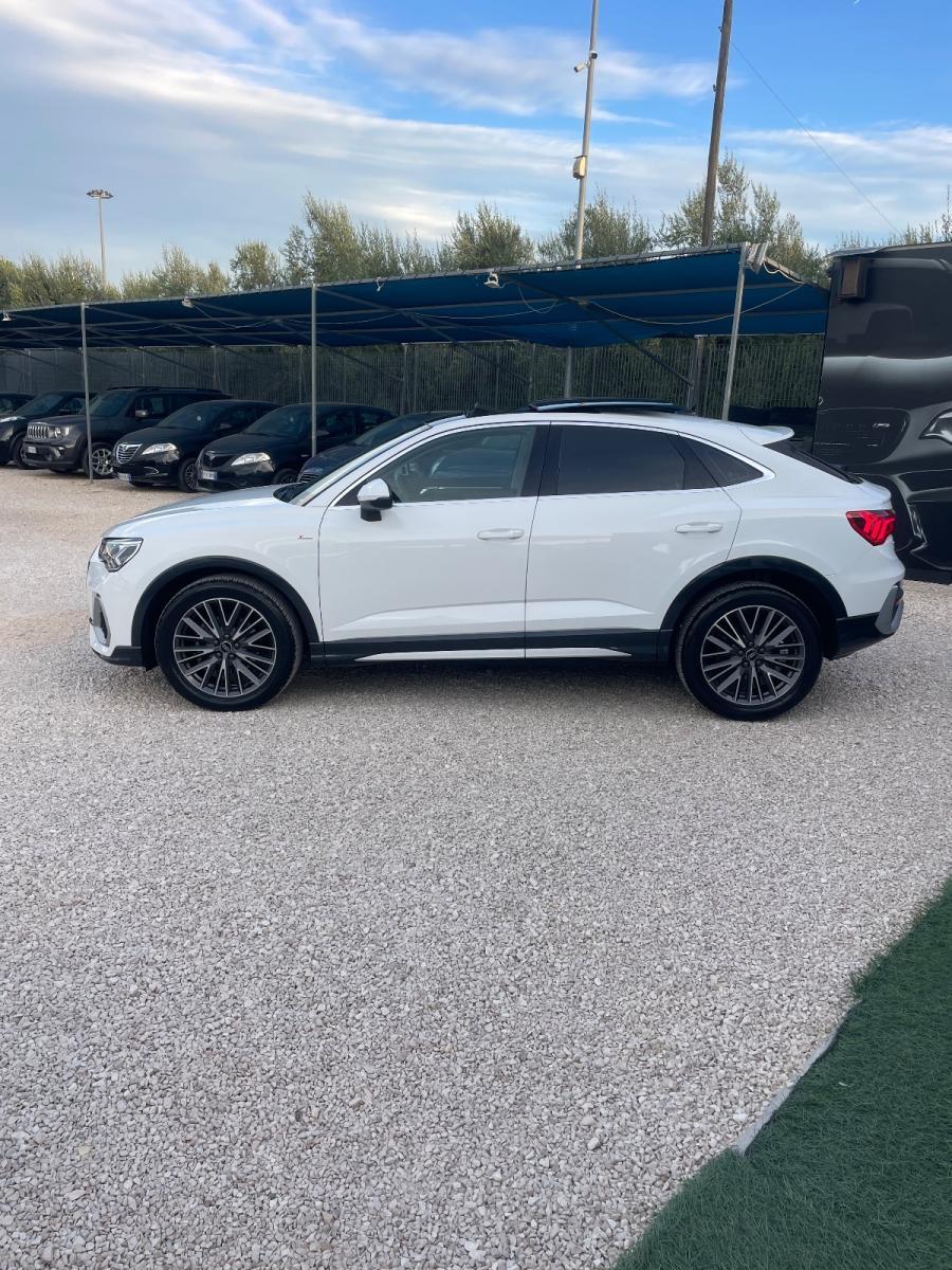 AUDI - Q3 Sportback - Q3 SPB 35 TDI S tronic S line edition