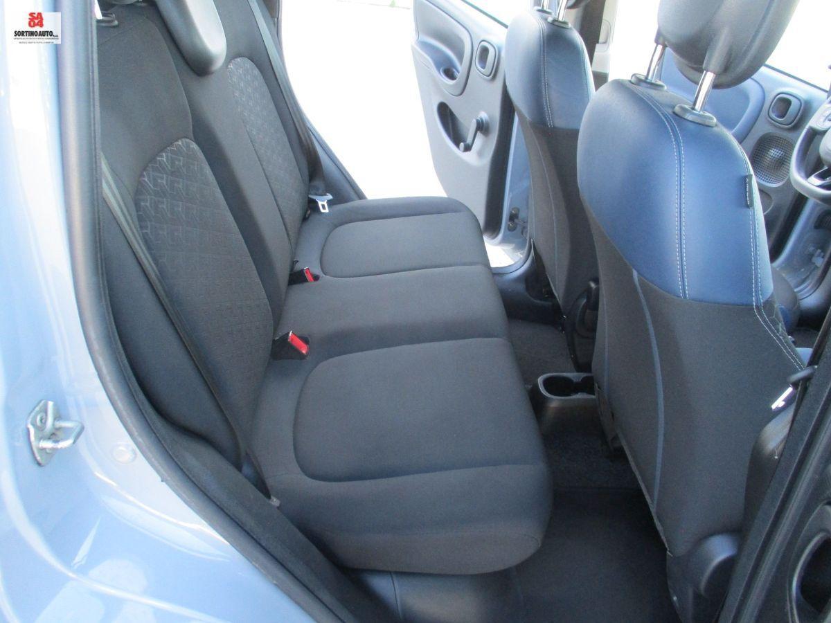 FIAT Panda 1.0 S&S Hybrid City Cross-2021 KM60000