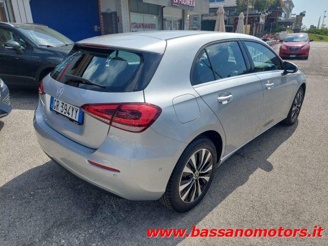 MERCEDES-BENZ A 250 e hybrid EQ Business Plug In