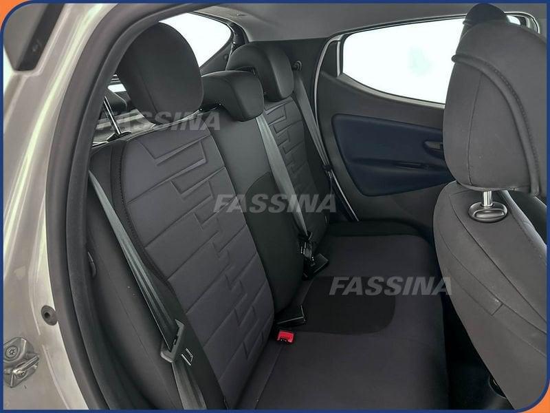 Lancia Ypsilon Ypsilon 1.0 FireFly 5 porte S&S Hybrid Platino