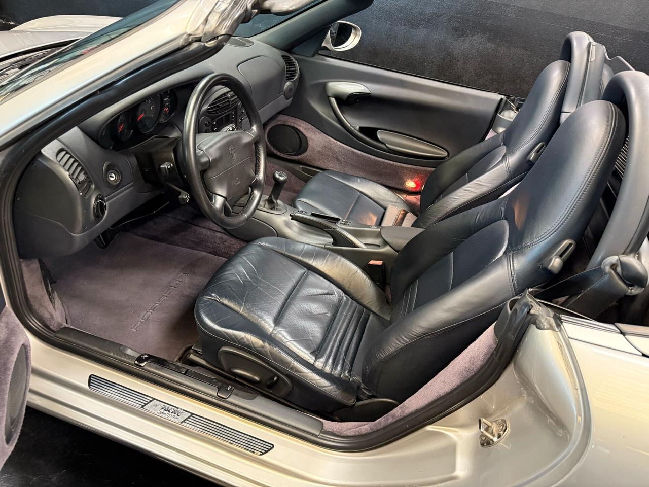 Porsche Boxster 986 2.5 asi