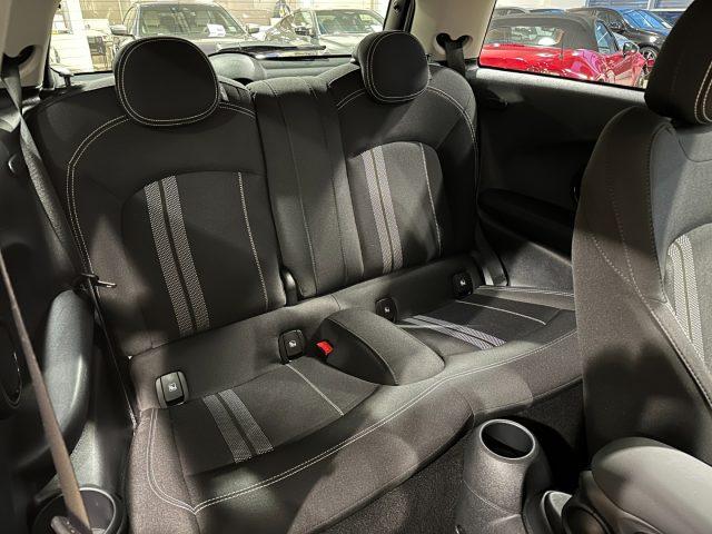 MINI Cooper SE Classic - 17"- Camera - Keyless - Carplay -LED-IVA