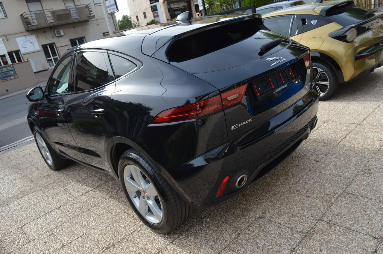 Jaguar E-Pace 2.0D 240 CV AWD aut. R-Dynamic SE