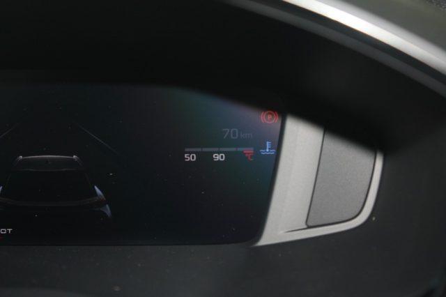 PEUGEOT 2008 PureTech 100 Allure