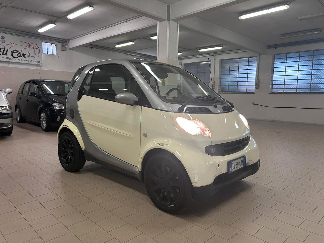 Smart ForTwo 700 coupé passion (45 kW)