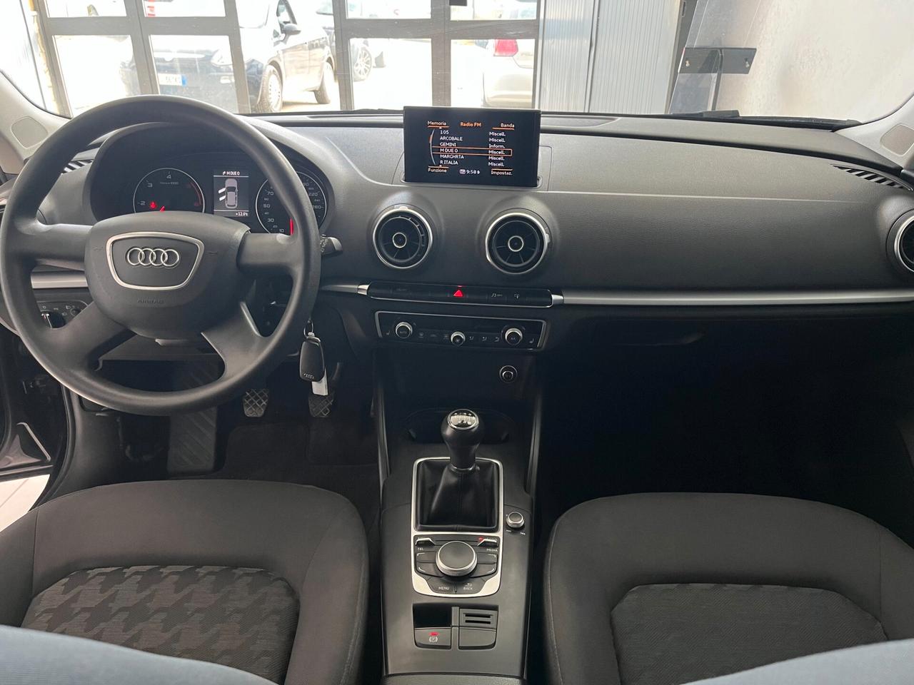 Audi A3 Sportback 1.6 TDI Attraction