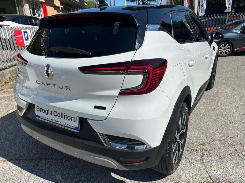 Renault Captur E-Tech hybrid 1.6 E-TECH HEV 145 TECHNO AUTO
