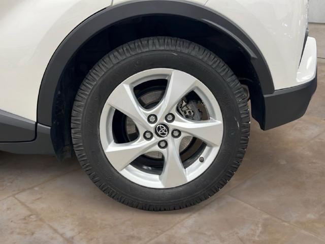 TOYOTA C-HR 1.8 Hybrid E-CVT Active