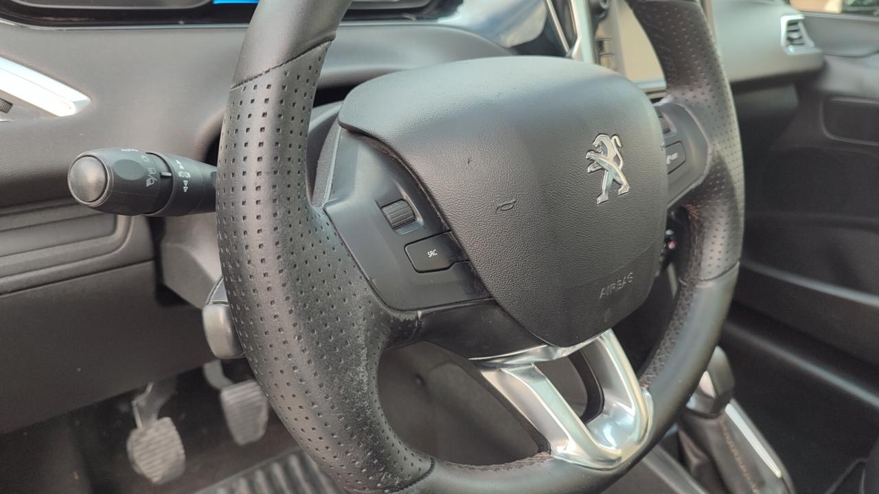 Peugeot 208 1.4 HDI TETTO PANORAMICO