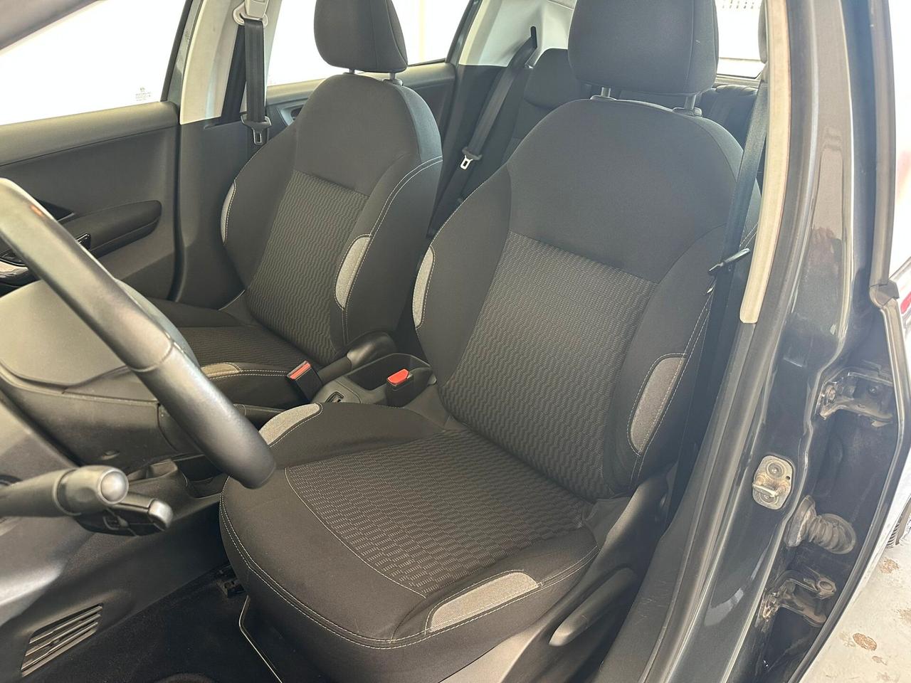 Peugeot 208 1.2 GPL 2016