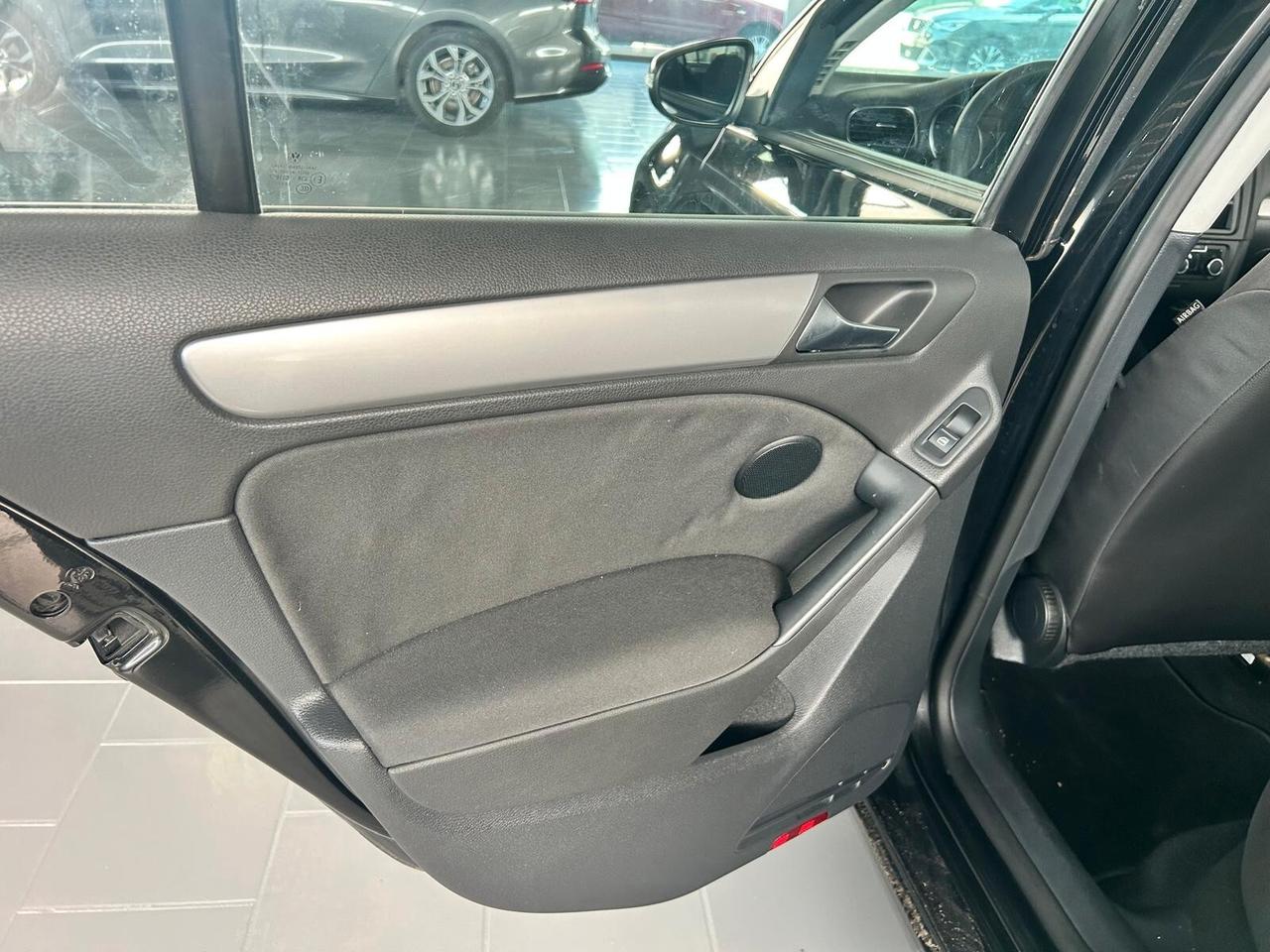 Volkswagen Golf 1.4 5p. United