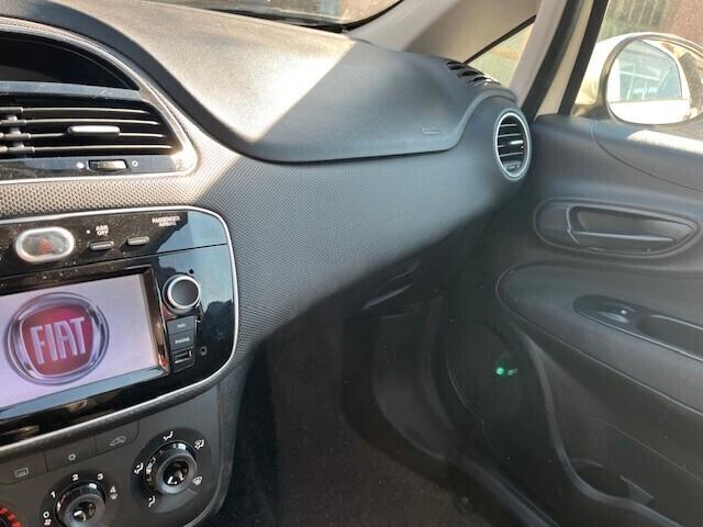 Fiat Punto 1.2 8V 5 porte Street N1